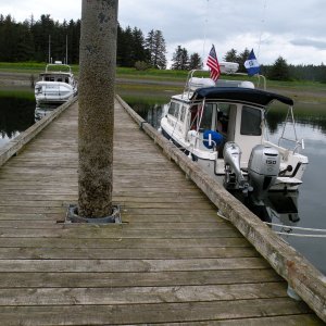 Two floats available, plenty of room for boaters