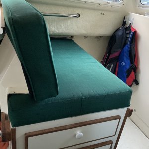 CD 25 Convertible Bench
Facing Bow