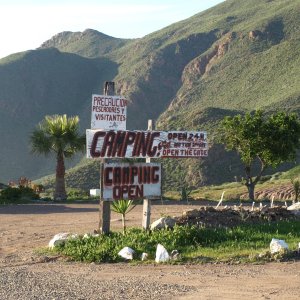 Mexico - Ensenada La Bufadora camping signs