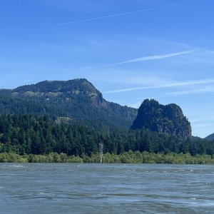 Beacon Rock as I approach