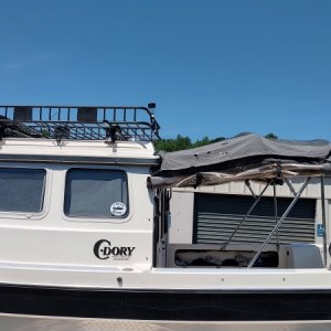 Media 'Enclosure-Rolled-Up-2' in album '22 Ft C-Dory Cruiser'