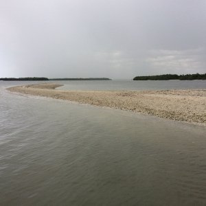 Lots of very nice, deserted tidal islands.