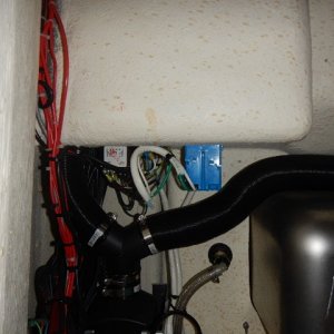Media 'Looking up under sink' in album 'View from behind fridge looking up under gunnel'