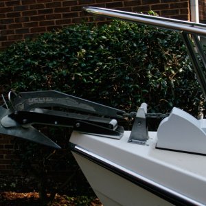 Media 'Maxwell-Windlass-Mounted' in album 'Maxwell-HRC-6 - New Maxwell windlass replacement for Lewmar Pro Fish 700 Free Fall.'