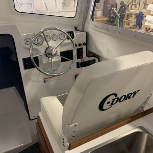 25 Cruiser Interior