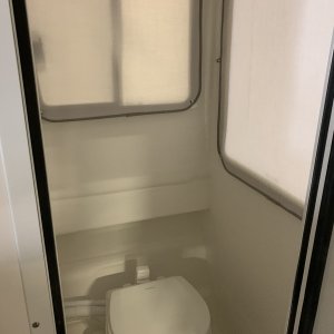 25 Cruiser Interior