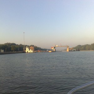 Waiting to lock through on the Illinois