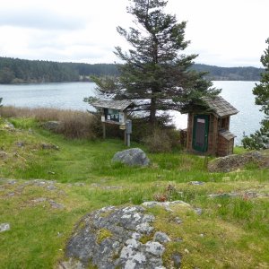 The "facilities" on Blind Island