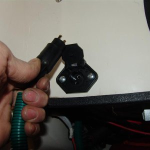 Trolling motor disconnect.