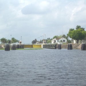 Locks Ortona