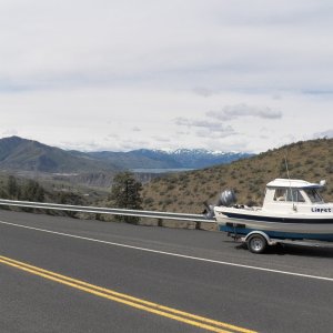 Leaving the Columbia and heading towards Coulee City.