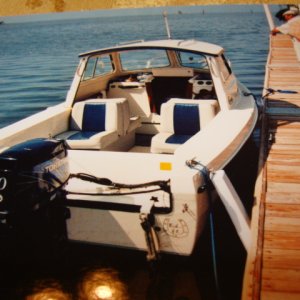 Note home port , indication starboard  transom