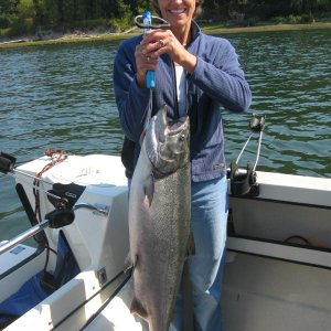 Mom with her 25lb chinook.