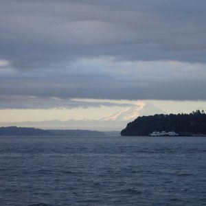 2017 Desolation P6210106 - Leaving Blake Island anchorage