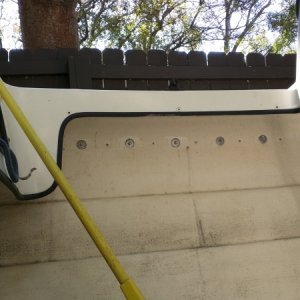 Media 'RubRail rivet replaced 1' in album 'RubRail rivet replaced'