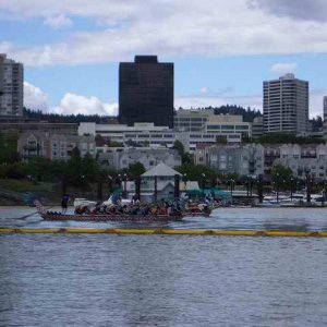 20050612h Rose Festival Portland OR watching dragon boat races