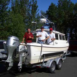 20050620b FREE deckhands for the afternoon on the Willamette