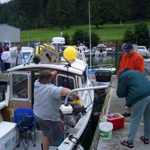 20050717b C-Dory Blakely gathering