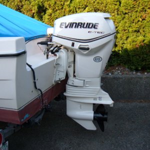 Media 'New 50hp. E-Tec in 2014' in album 'Caught by Satellite, Prevost Hbr. Stuart Is.'