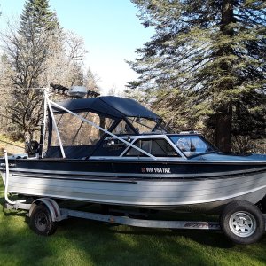 previous boat, 1988 22ft smokercraft with a 3.0 omc cobra.  We got Hammerhead because this boat was a maintenance nightmare and I was tired of working on it...  It was a cool boat once it was running good