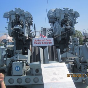 Forward Guns...