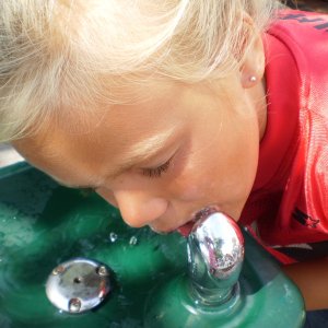 Boating makes Kiersten thirsty.