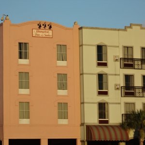 Colorful Hampton Inn in Fernadina Beach Fl