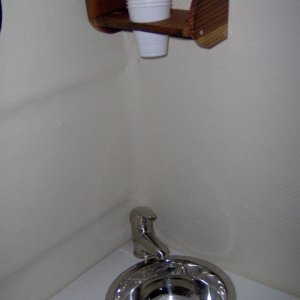 Cups , tooth brushes
