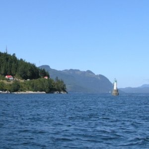 Chatham Point Lighthouse & Entrance To Johnstone Strait.jpg

A calm day on Johnstone Strait