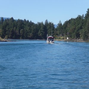 Rock-C heading through the cut, Thetis Island.