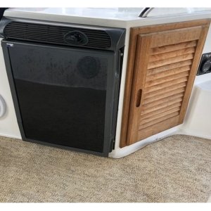 Media 'Fridge' in album 'New Boat'