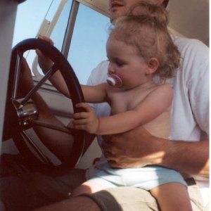 Taelyr at helm.jpg
