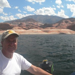 Heinz testing his new Lehr propane dinghy motor