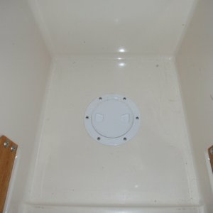 Media 'Deckplate under porta potti' in album 'Deckplate under porta potti'