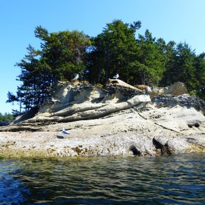 South side of entrance to Shallow Bay