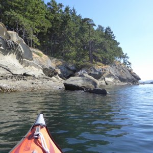 Paddling around to Little Sucia and Fox Cove