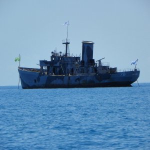 USCGC Mohawk-7-1-2012-In position to go to final resting place