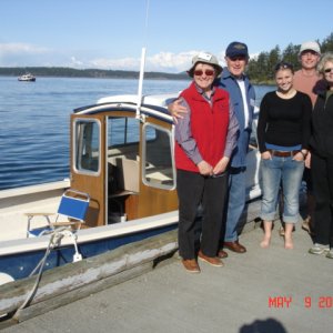 9 May Friday Harbor
The very first CD '85 angler' that we owned shows up at FH. Joe & Ruth with new owners Steve, Pamela & daughter of Bainbridge & Lopez.