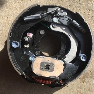 You can see spray tip on left side of Brake.