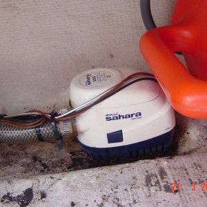 Media '1100gph  bilge pump' in album 'coming back with friend on my cc-23 trailer'