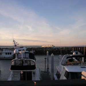 Early sunset, last nite in Edmonds.
