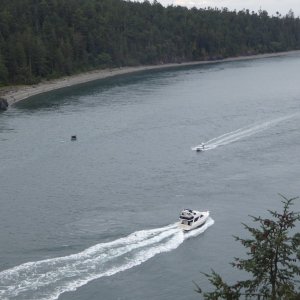 Photo taken by MikeR from the Deception Pass Bridge. I'm making my way toward the bridge.