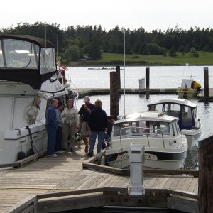 Media '(Anita Marie) Joe & Ruth (R-Matey), Caryn (C-Dancer), Scott (C-Puffin) & Amy & John (maybe Crazy-C).' in album '(Pat Anderson) - C-Pod at Reid Harbor'