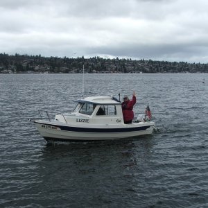 Lizzie arriving - Dottie waving
