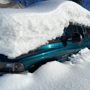 Tow rig waiting for the meltdown