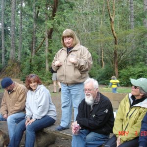 Patty (CRABBY LOU)
entertains the crowd