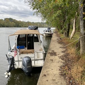 C-Traveler and Mystery Girl at Old Lock 6