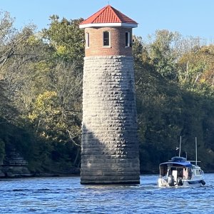 Cumberland River Light and CTraveler