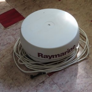Media 'Raymarine Pathfinder Radar Scanner 18"' in album 'Raymarine Electronic System for Sale.  Radar, C80 Chart Plotter, Auto Pilot, Fish Finder, Transducer'