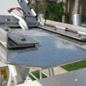 Media 'Folded back' in album 'Radar mount with docking lights'